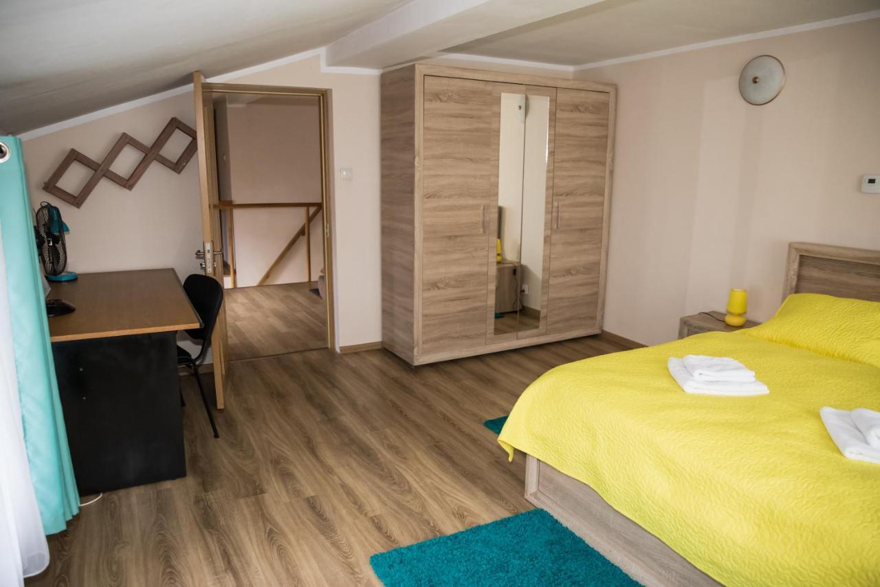Apartament Beta Appartement Bistriţa Buitenkant foto