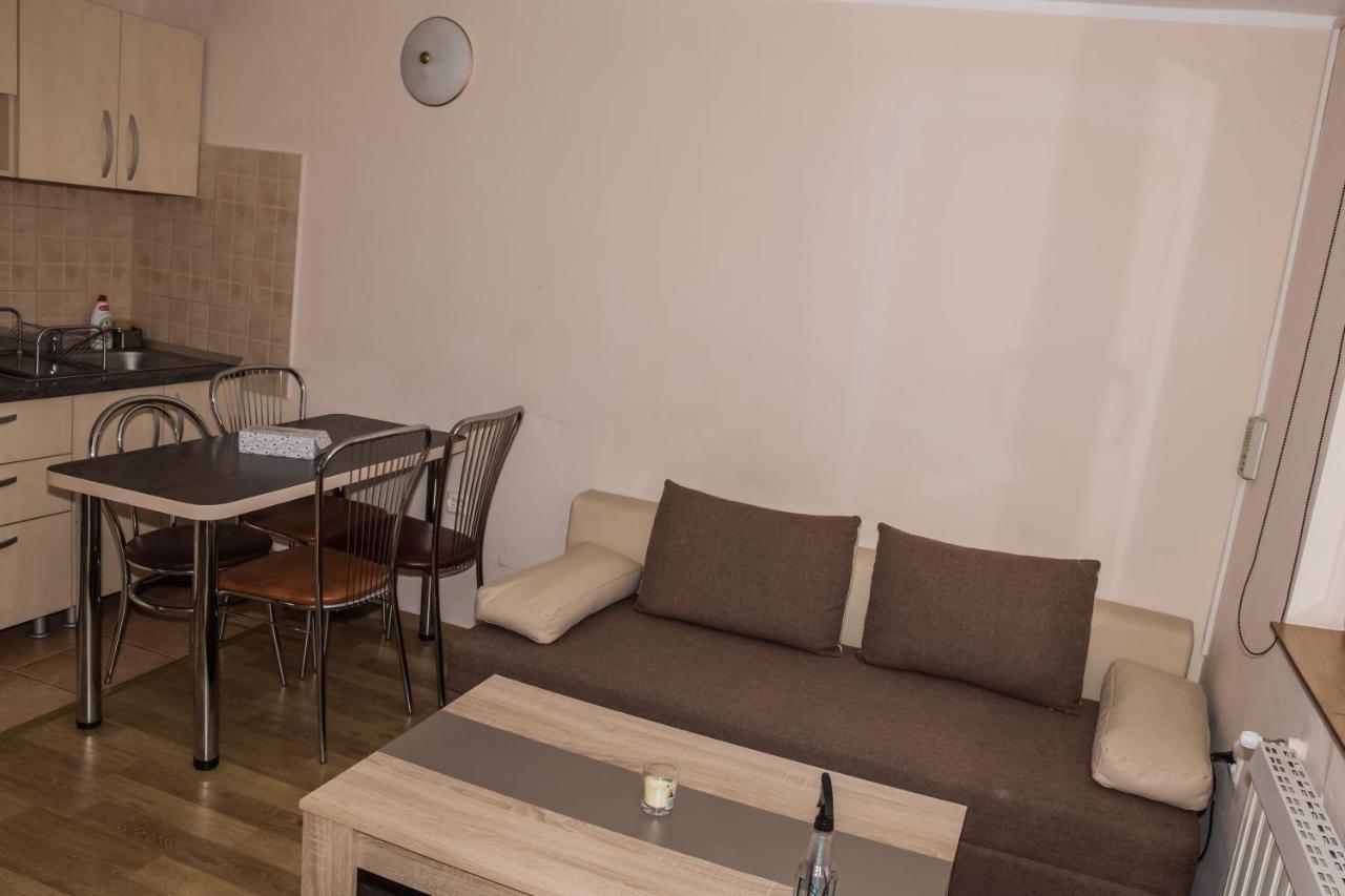 Apartament Beta Appartement Bistriţa Buitenkant foto